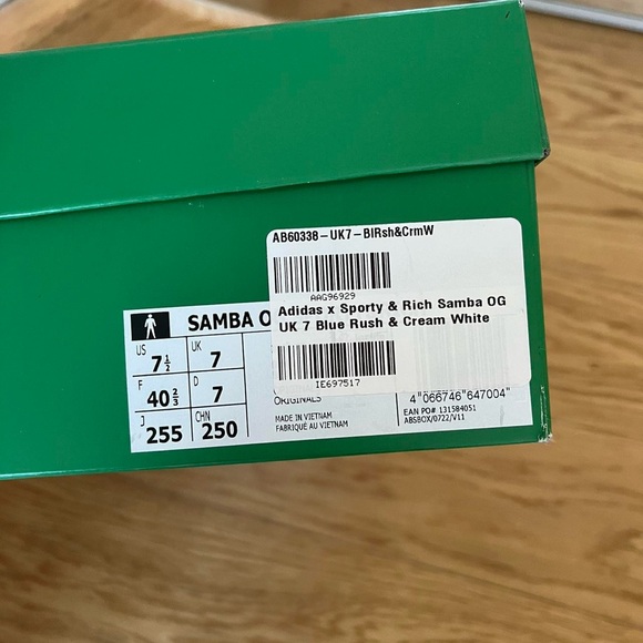 COPY - SPORTY & RICH Adidas Sambas OG - Picture 3 of 5